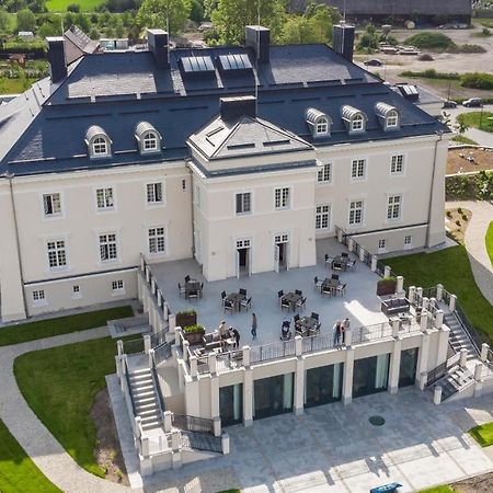 Palac Komierowo Sepolno Krajenskie Exterior photo
